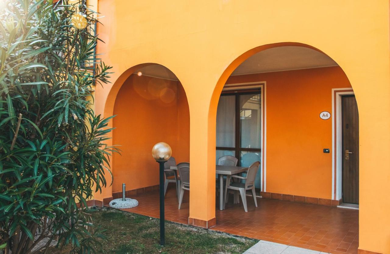 Residence La Meridiana - Apartment 04 Peschiera del Garda Exterior foto